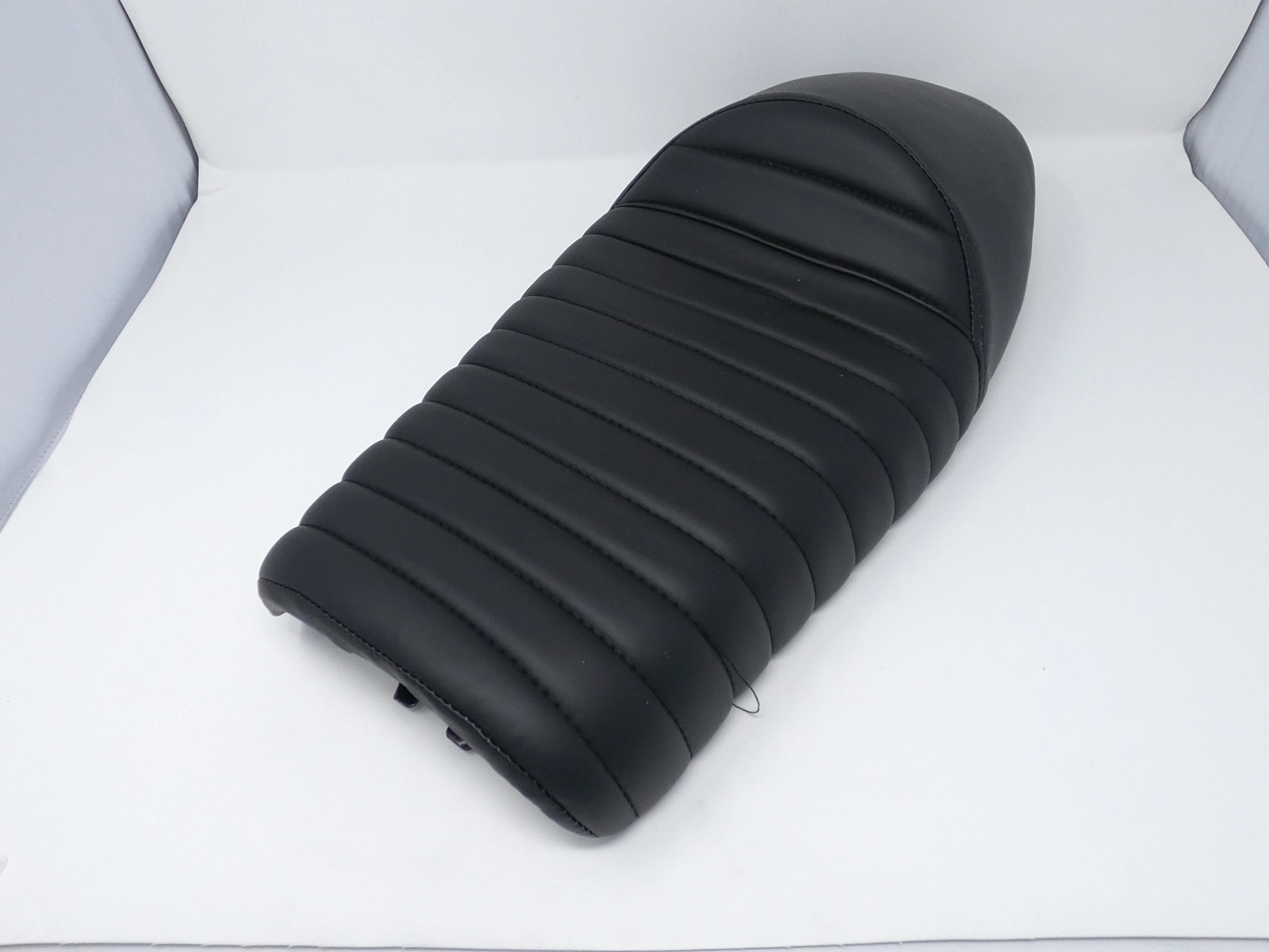 Sportster 250cc Chopper | Seat (05010082) - Image 2