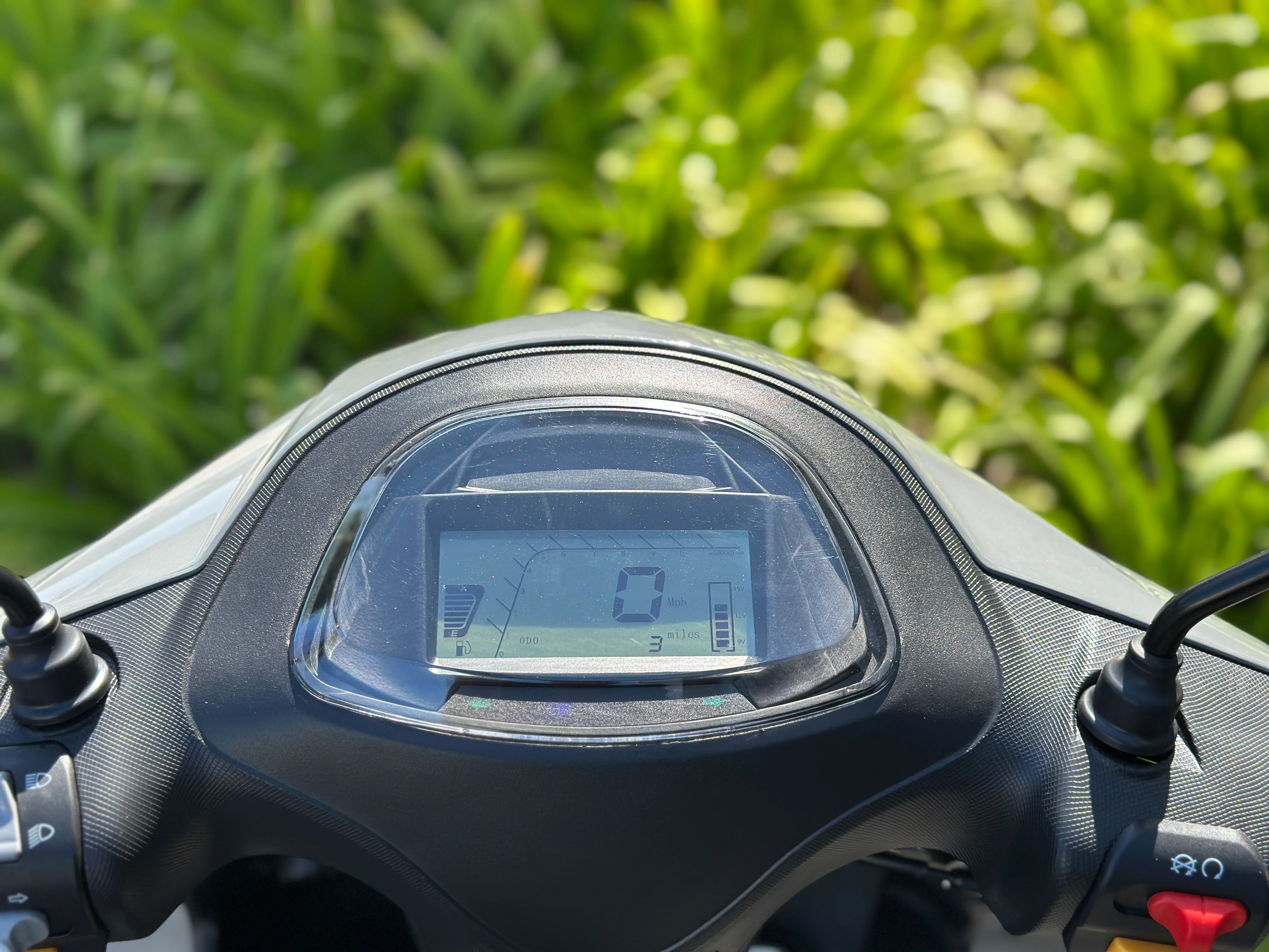 Venom Cali Moped | 50cc Scooter | Automatic Transmission - Image 17