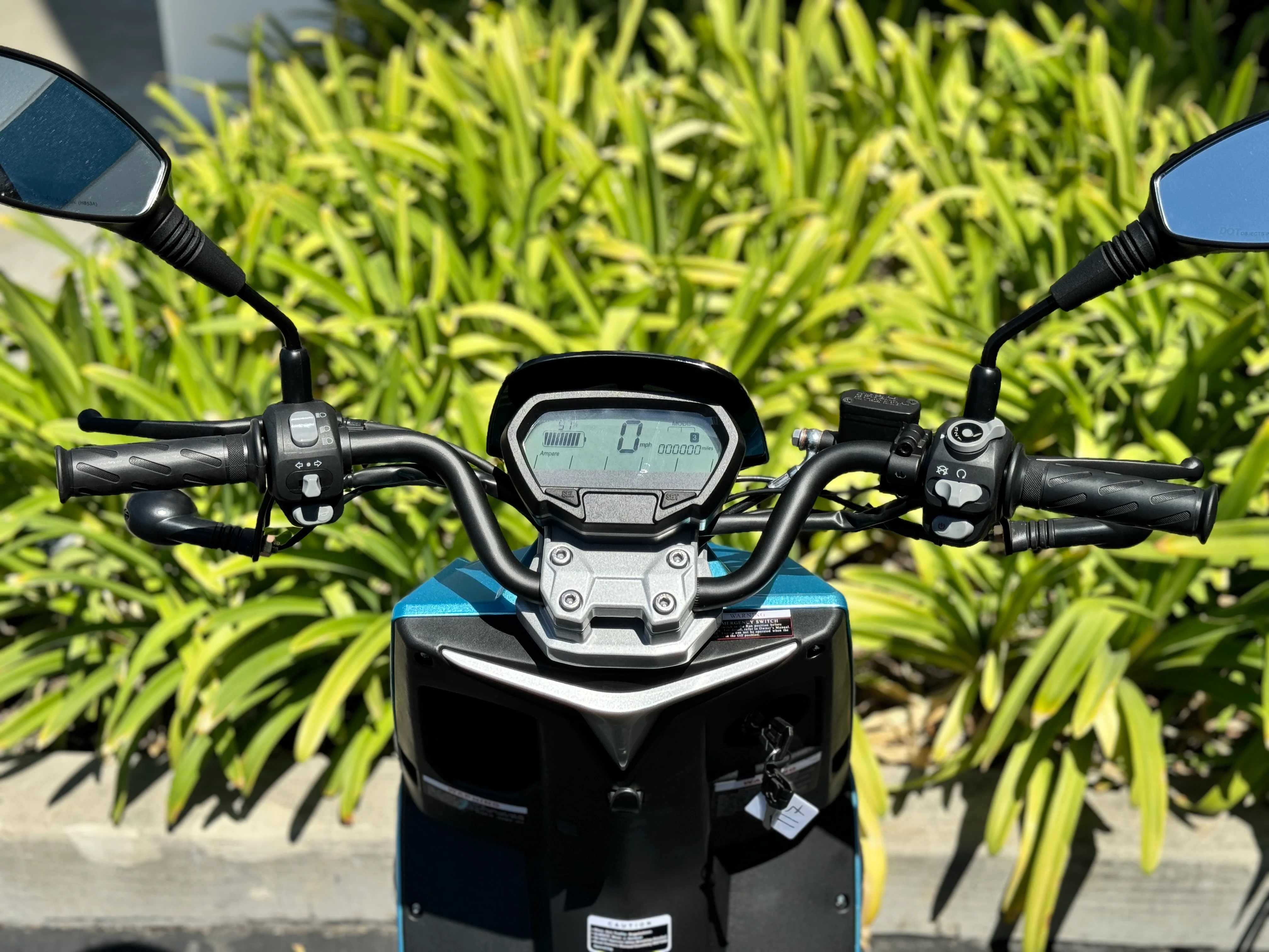 Lifan E3 | 1200W Bosch Electric Scooter | 60V Lithium - Image 10