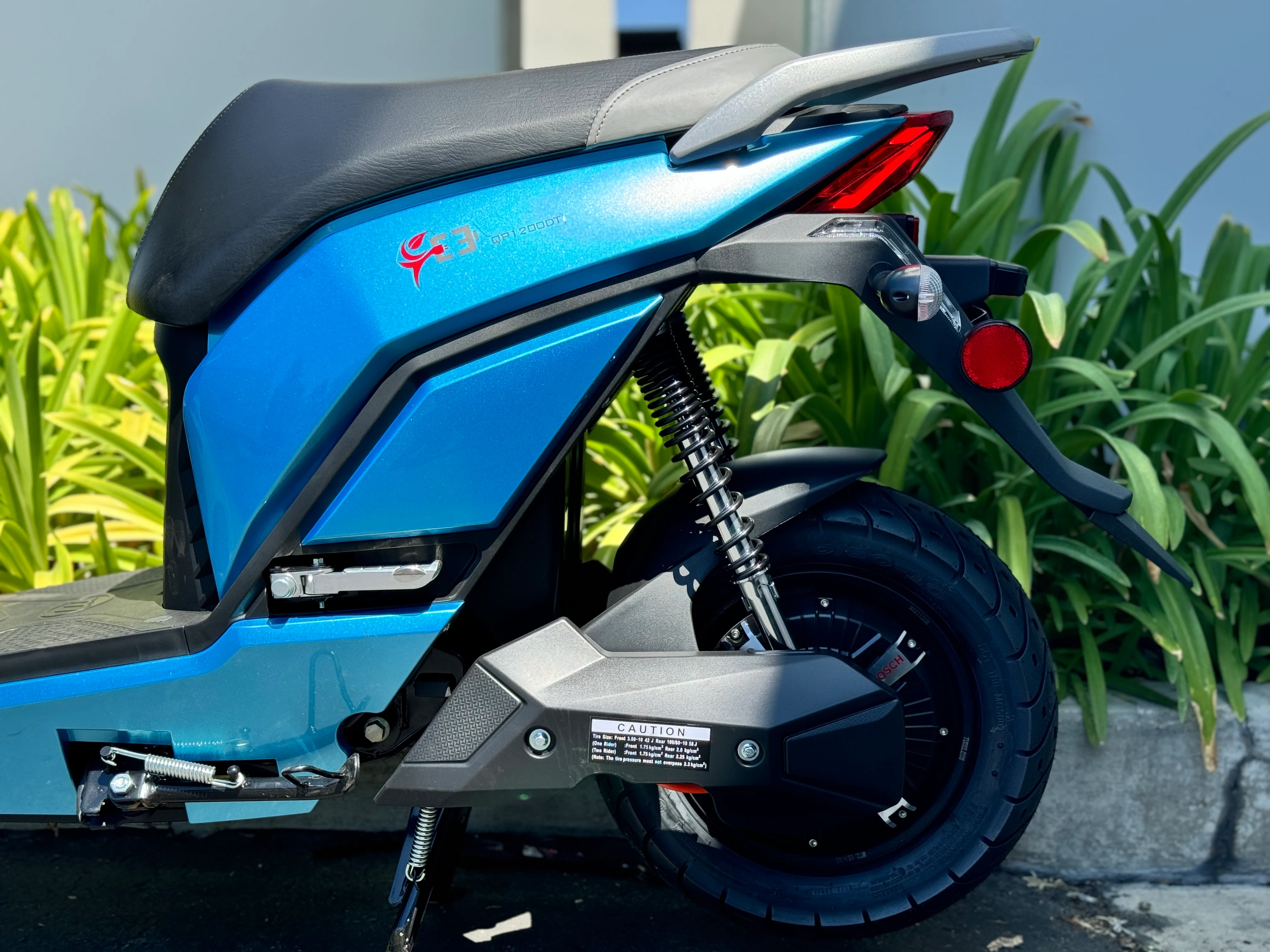 Lifan E3 | 1200W Bosch Electric Scooter | 60V Lithium - Image 13
