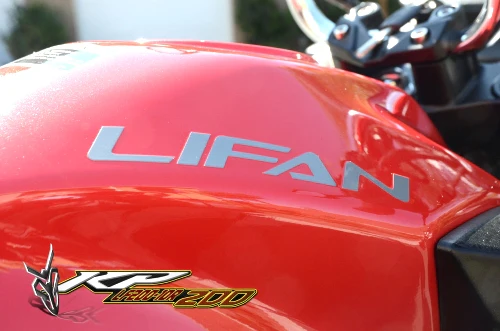 Venom KP200 | 200cc Motorcycle | Fuel-Injected | 6 Speed - Image 10