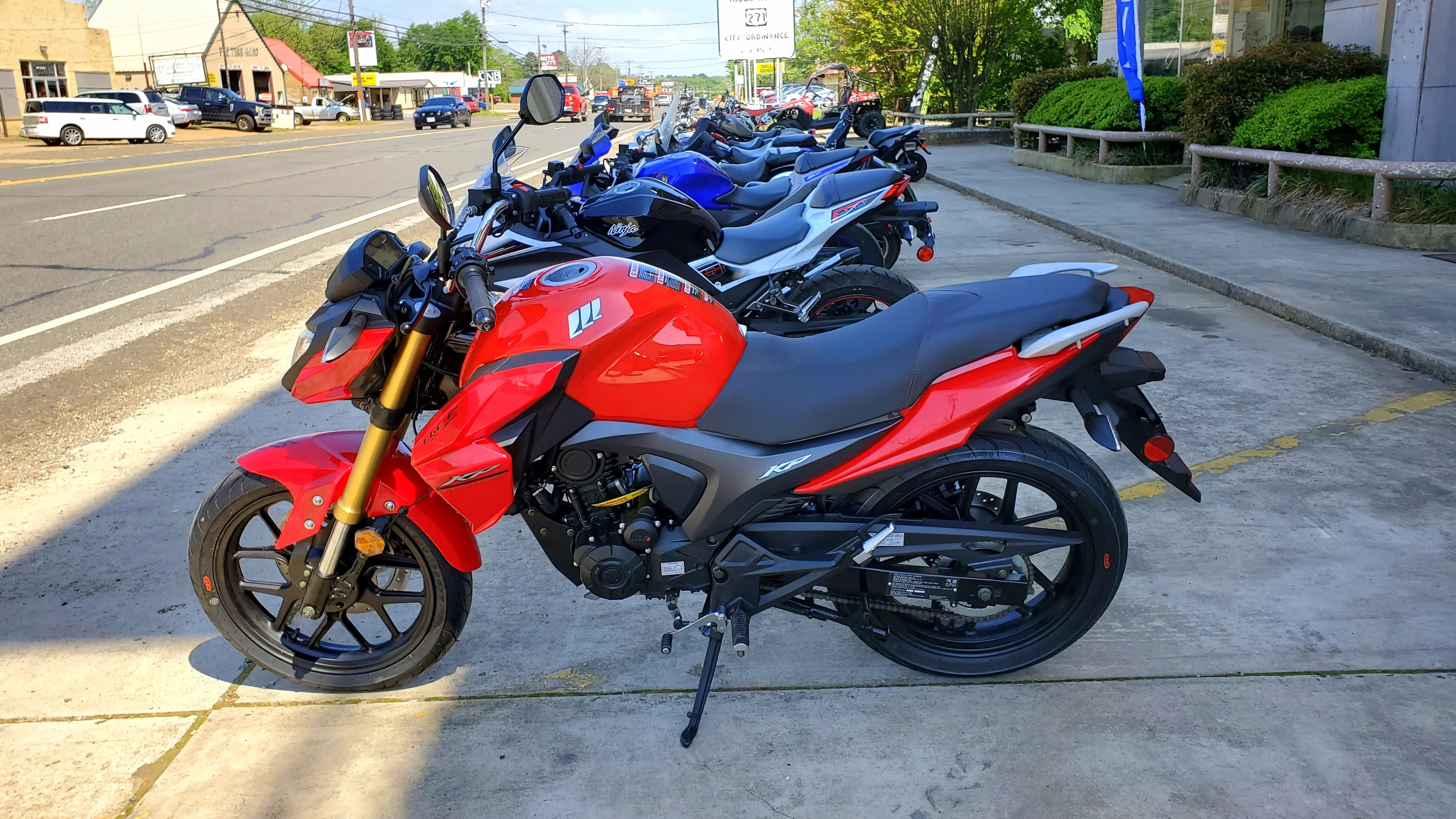 Venom KP200 | 200cc Motorcycle | Fuel-Injected | 6 Speed - Image 17