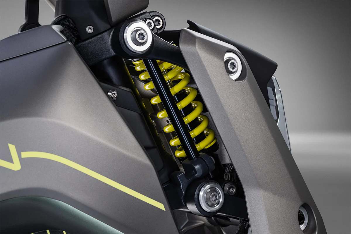 Naxeon I AM Electric Motorcycle | 6.5kW Motor | 72V Lithium Battery | Street Legal - Image 10