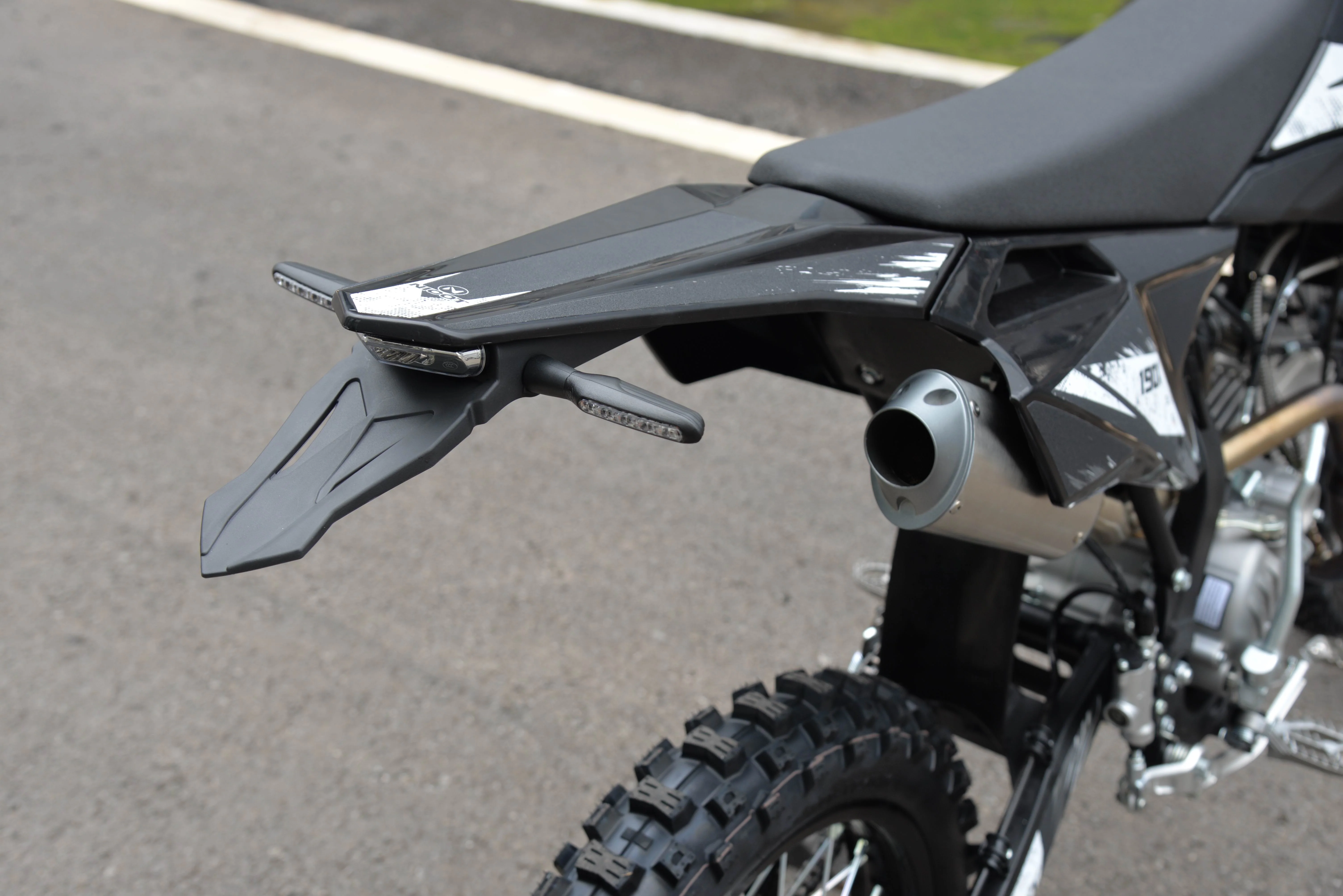 Venom Nicot 190X | 190cc EFI Full-Size Dirt Bike | 4 Speed - Image 20
