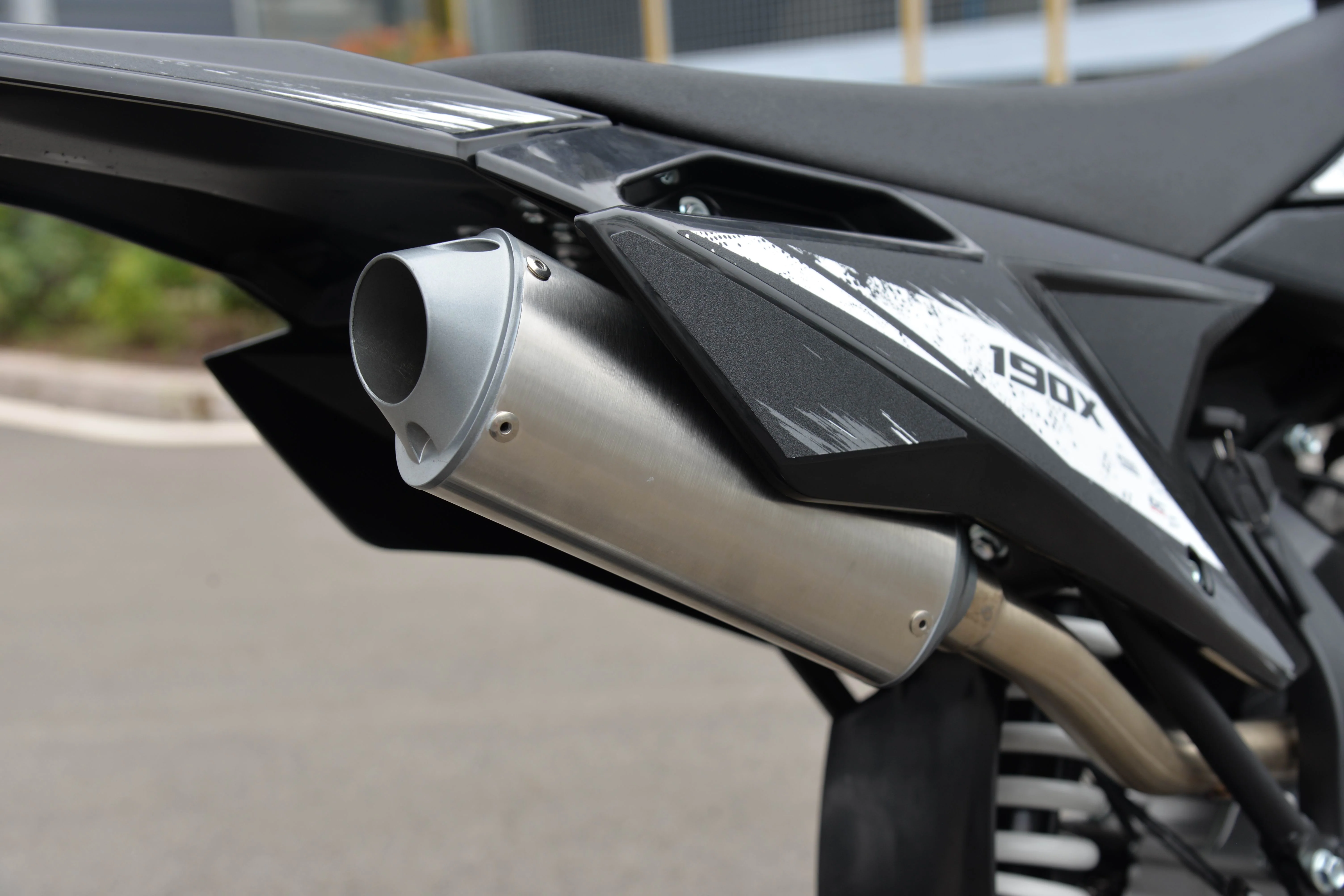Venom Nicot 190X | 190cc EFI Full-Size Dirt Bike | 4 Speed - Image 21