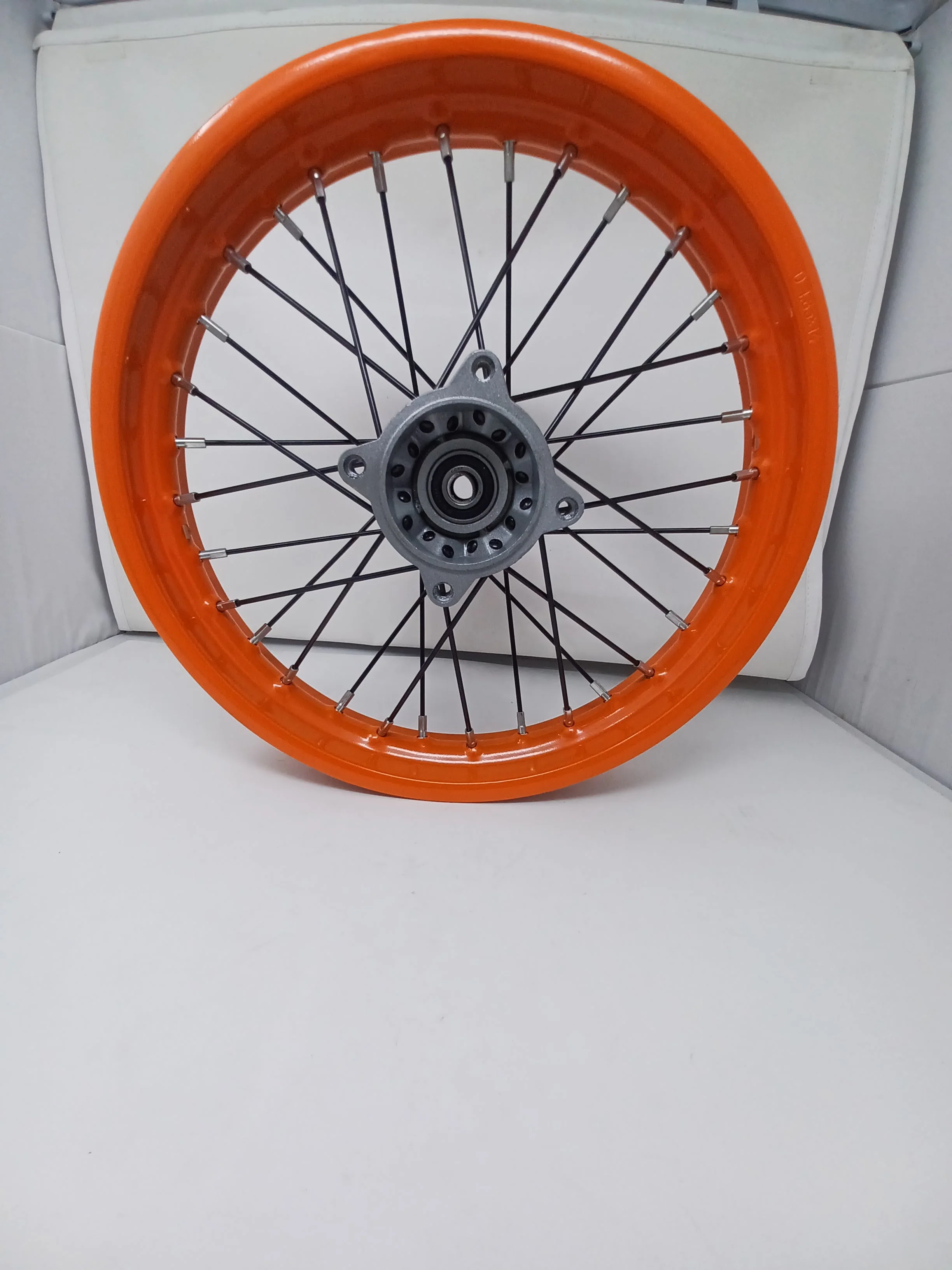 Venom Thunder 125cc Dirt Bike | Rear Rim (307004019005) - Image 3
