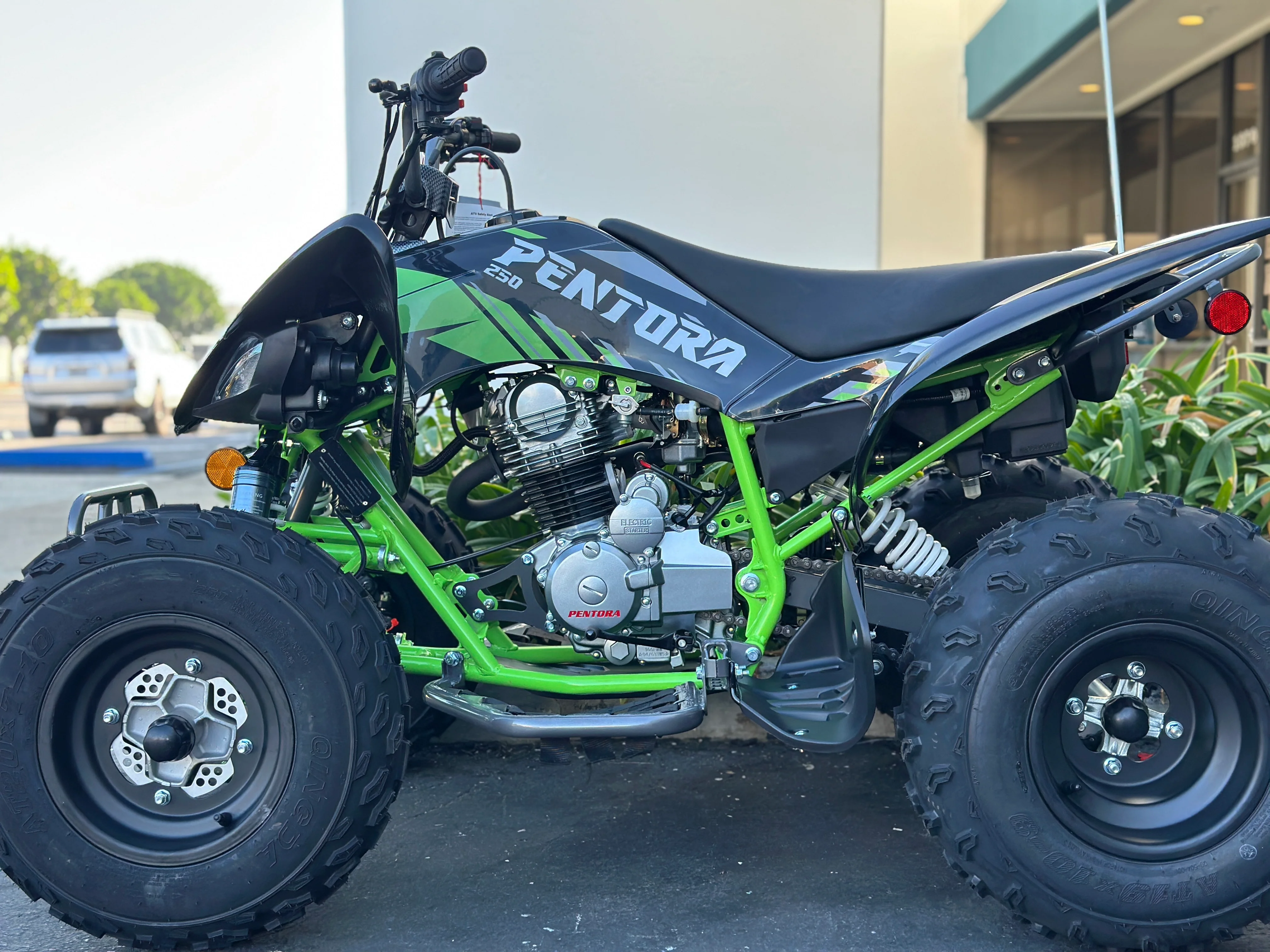 Venom Pentora 250cc | Adult ATV | 4-Speed Manual + Reverse - Image 7