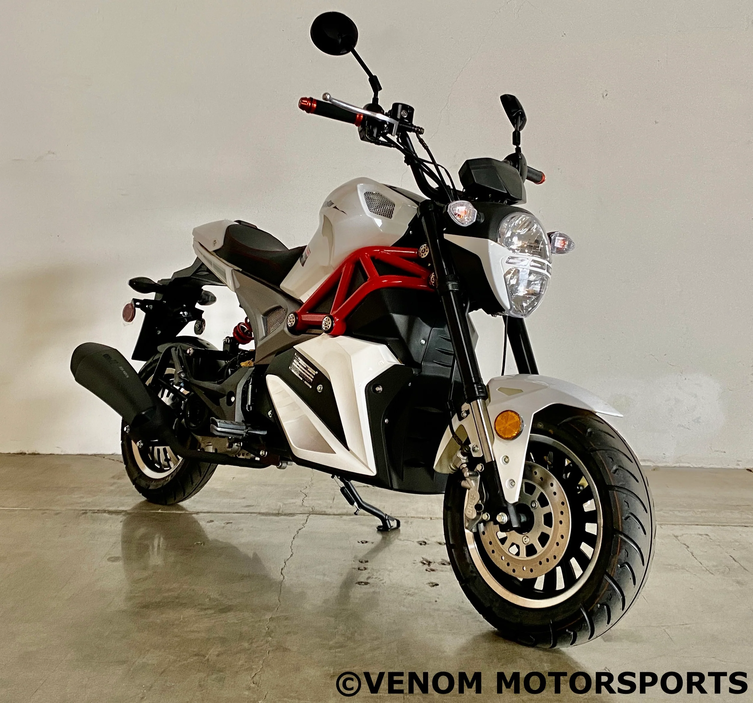 Venom x21 | 50cc Motorcycle | Automatic Transmission - Image 12