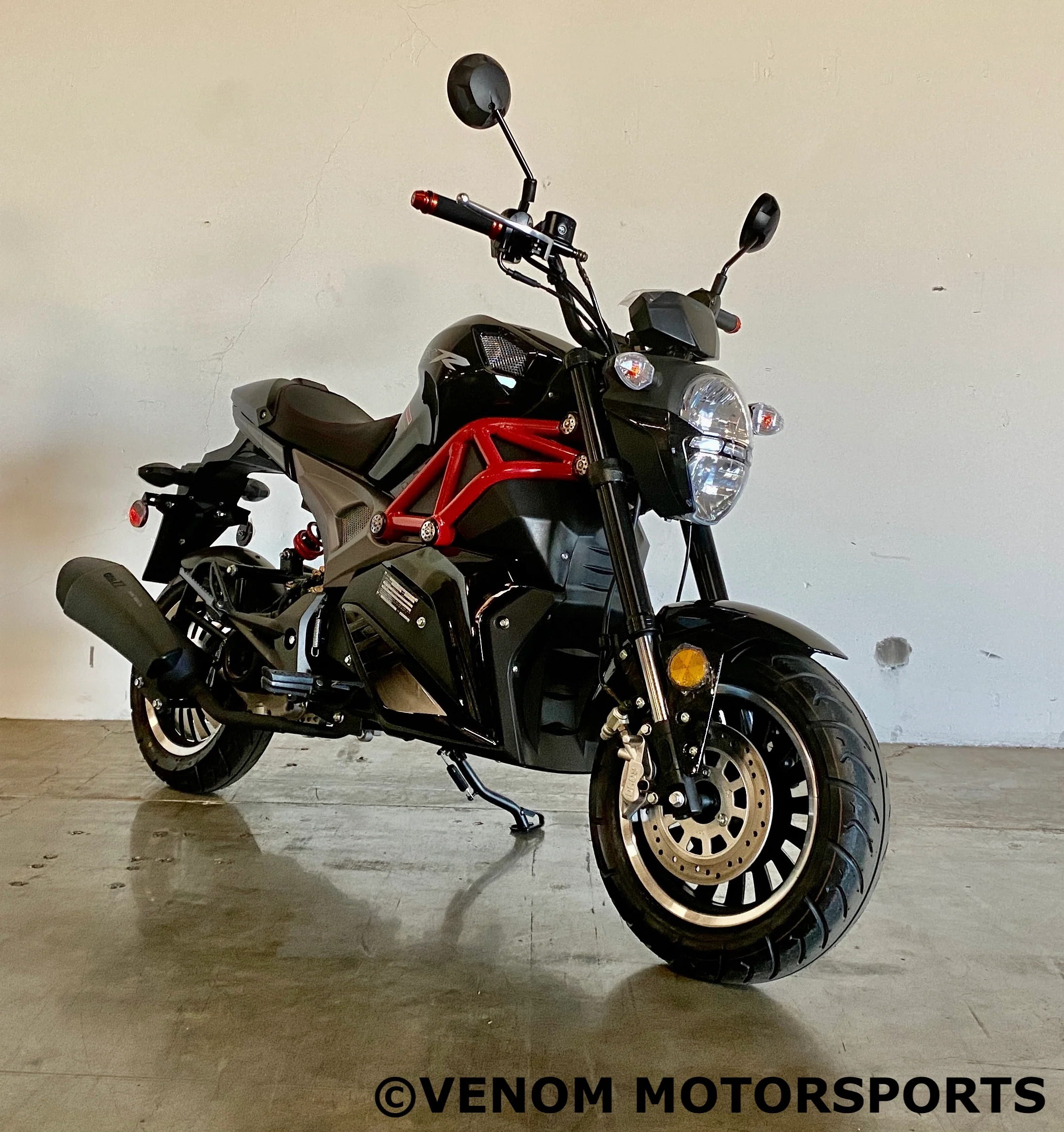 Venom x21 | 50cc Motorcycle | Automatic Transmission - Image 15