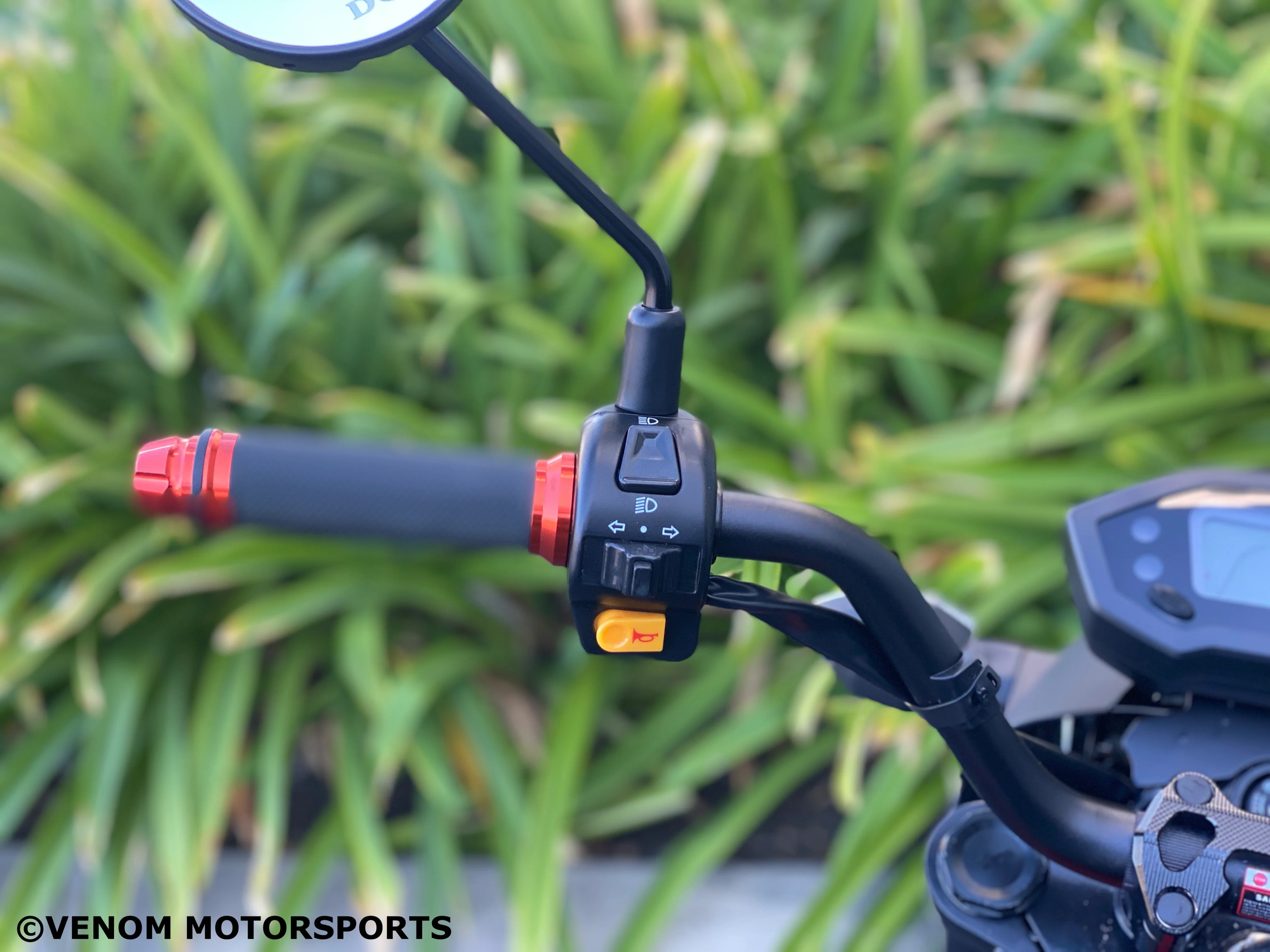 Venom x21 | 50cc Motorcycle | Automatic Transmission - Image 7