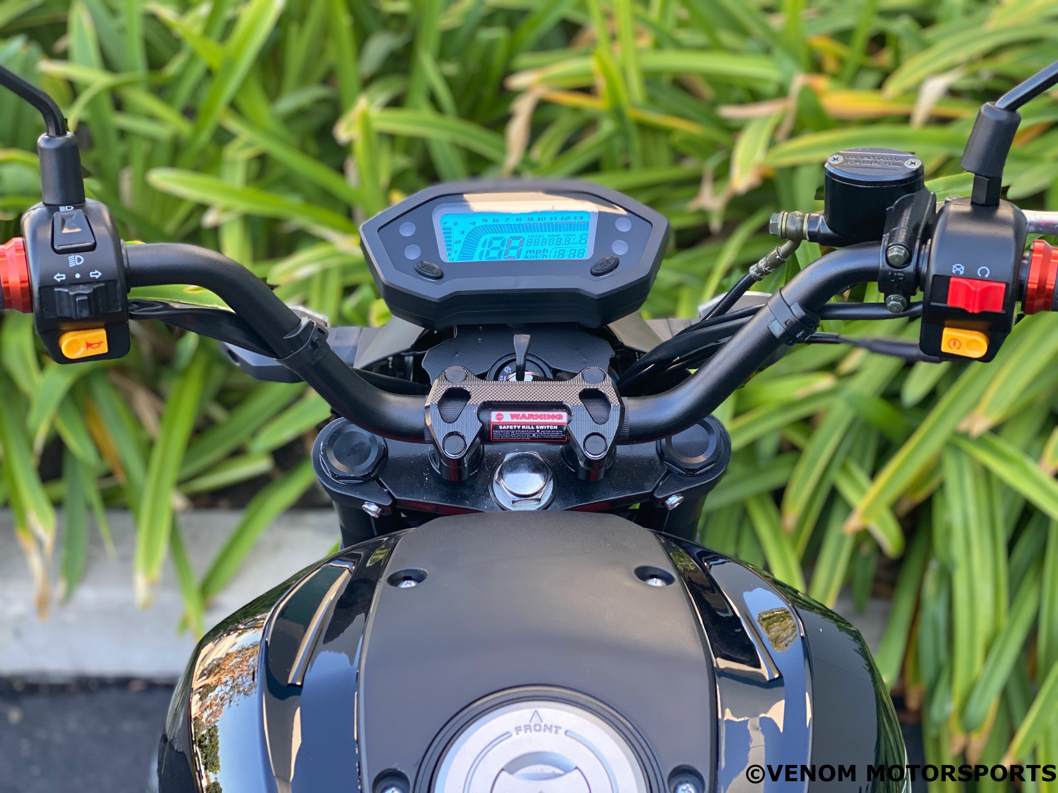Venom x21 | 50cc Motorcycle | Automatic Transmission - Image 8