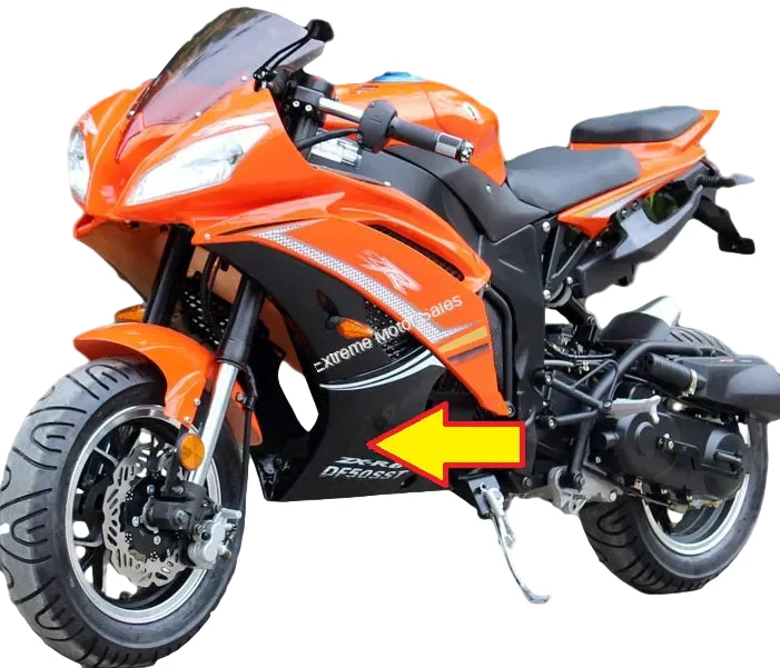 x18 50cc - Lower left fairing 03010377 - Image 4