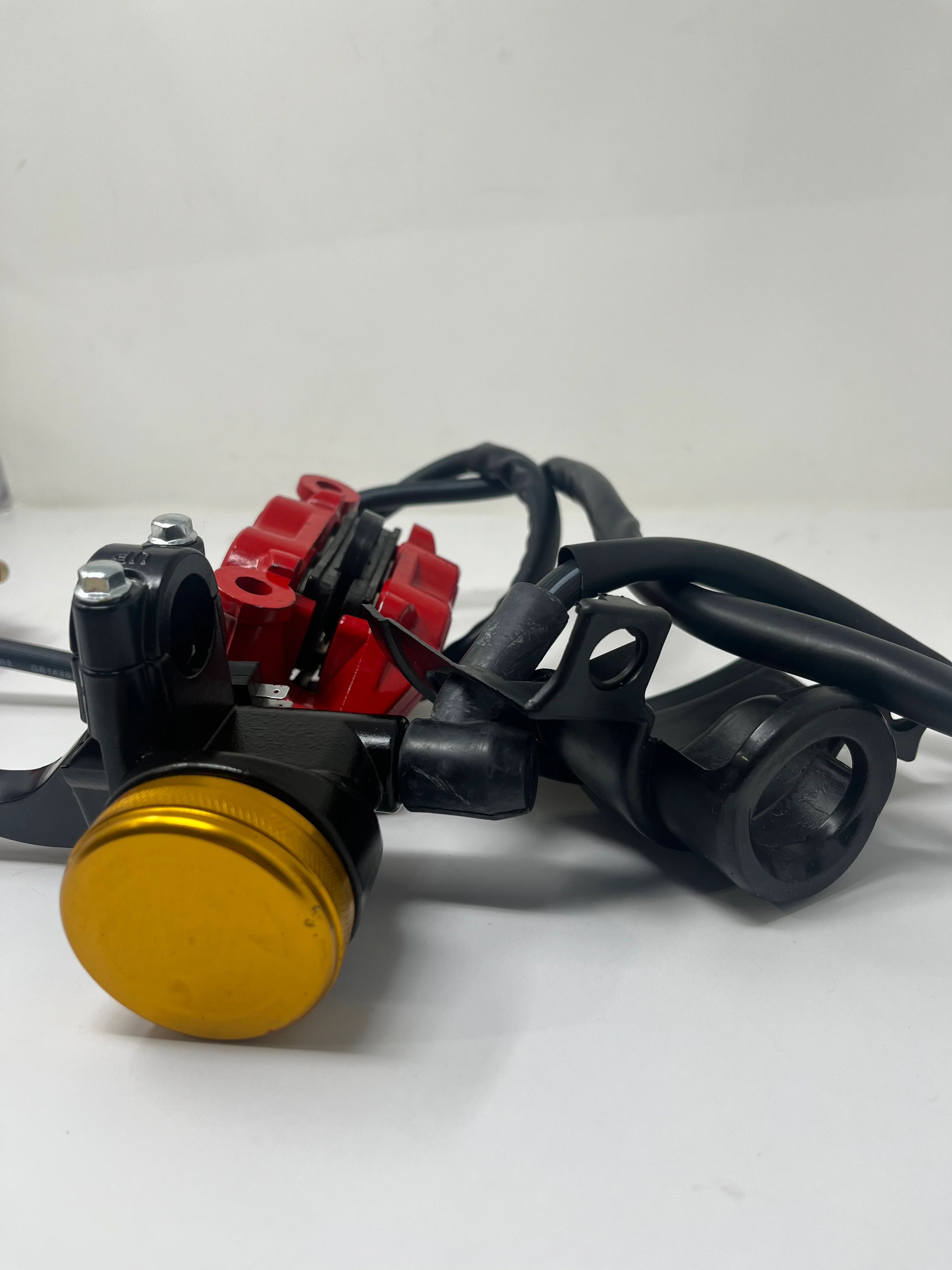 X22R 250cc | Front Brake Assembly (4010076) - Image 3