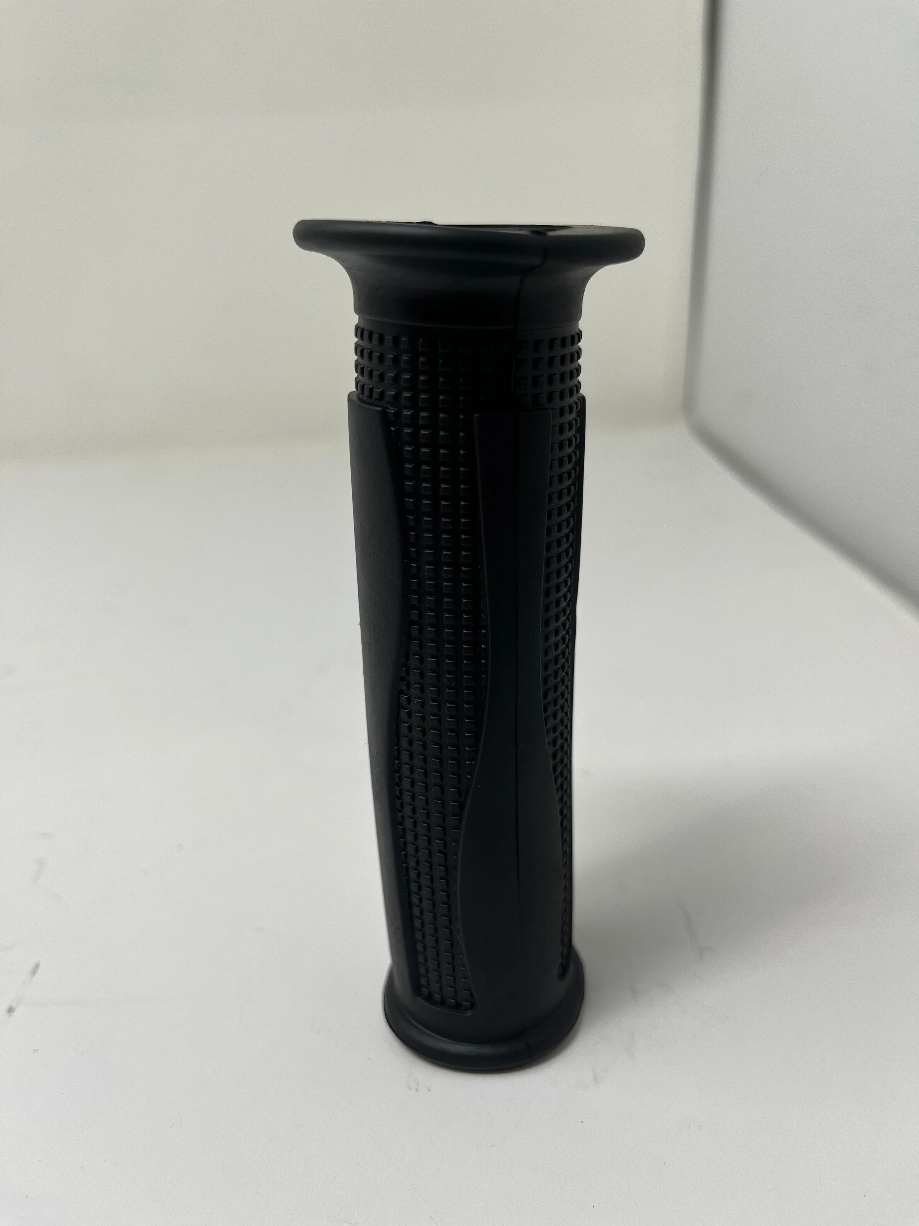 X22R 250cc | Left & Right Hand Grip (10020061 / 10020060) - Image 2