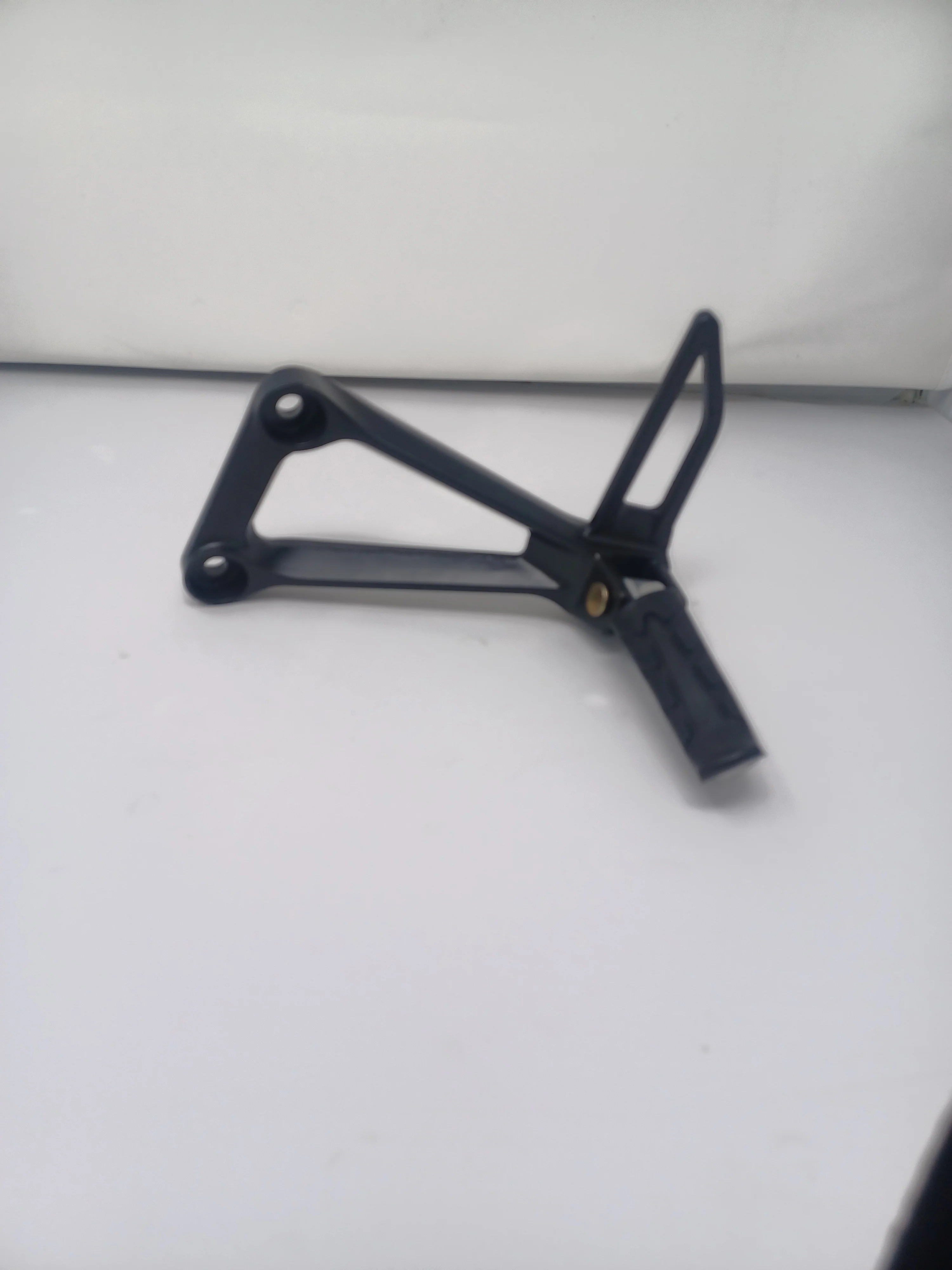 X22R 250cc Rear Left footrest 02050040 - Image 2