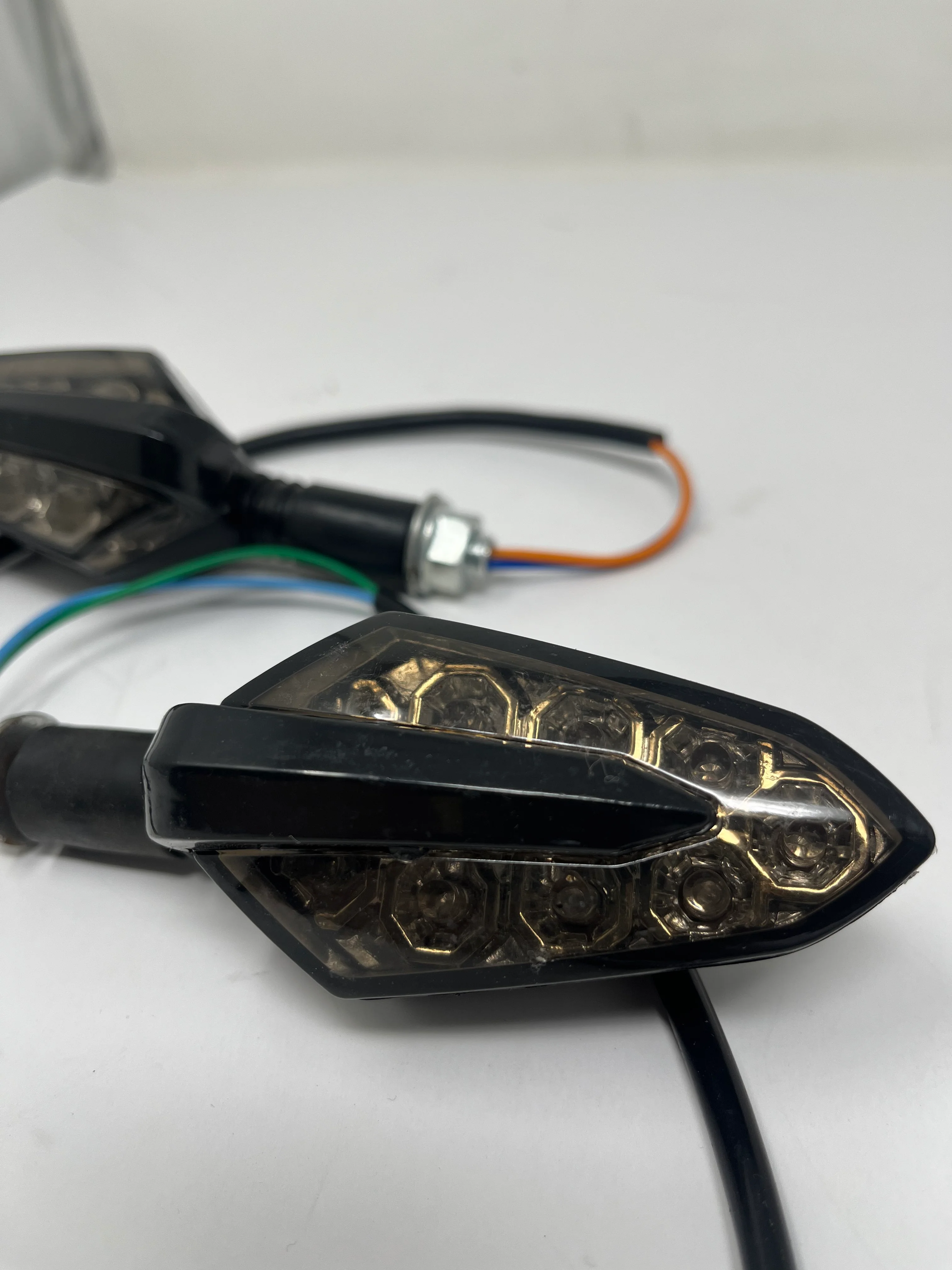 X22R 250cc | Right + Left Signal Light (09020146 + 09020145) - Image 3