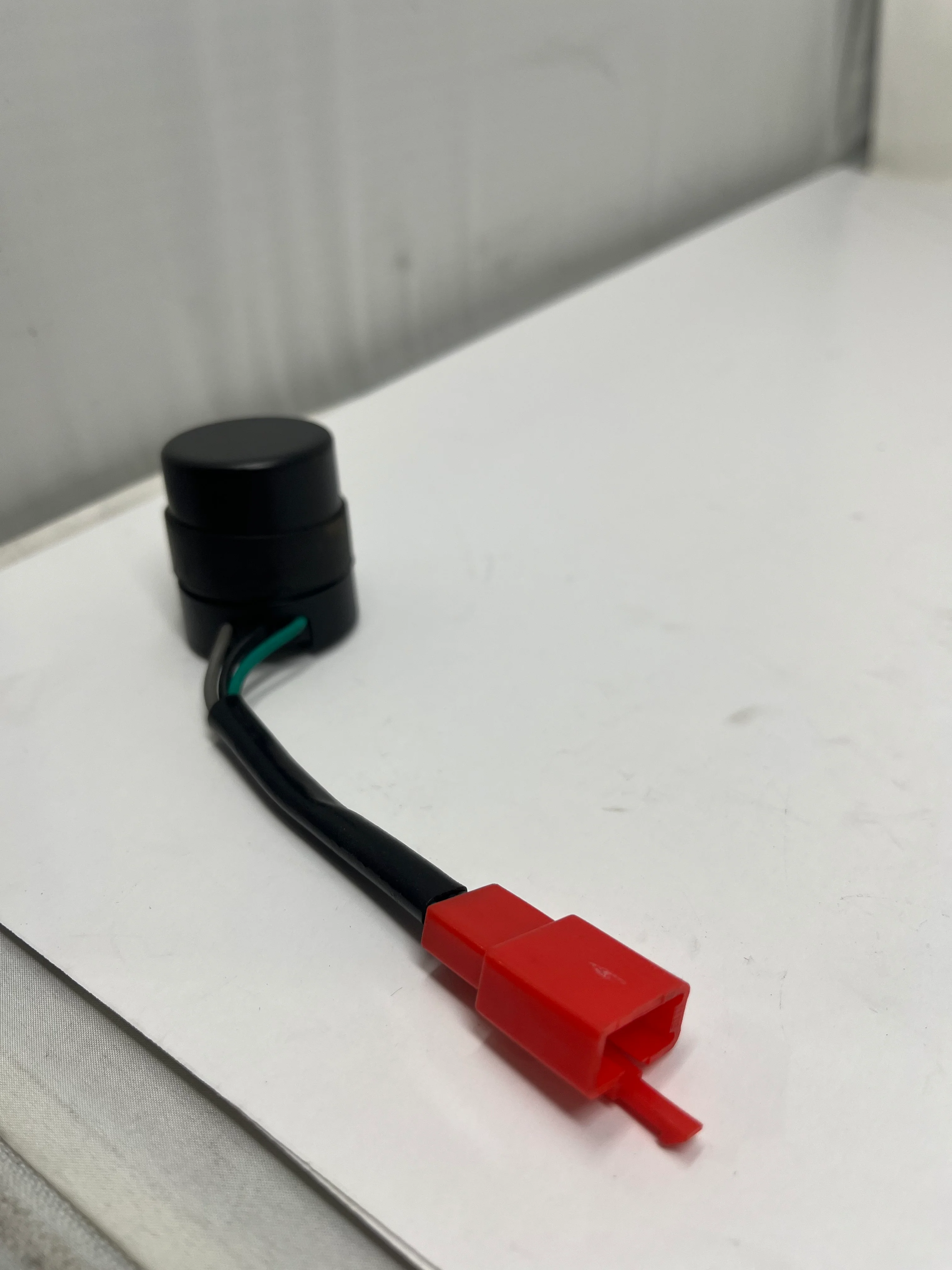 X22R 250cc | Signal Light Relay / Flasher relay (1020011) - Image 2